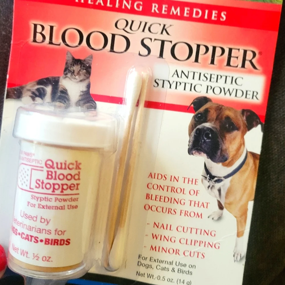 Pet Care Antiseptic Styptic Powder for Cats, Dogs & Birds by Four Paws